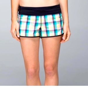 Lululemon speed up size 6 lines shorts 4”